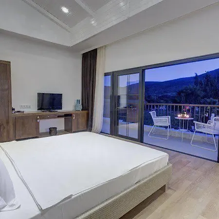 Otel Bloom 4*